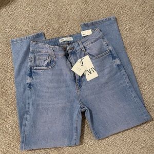 ZARA High Rise Mom Fit Jeans